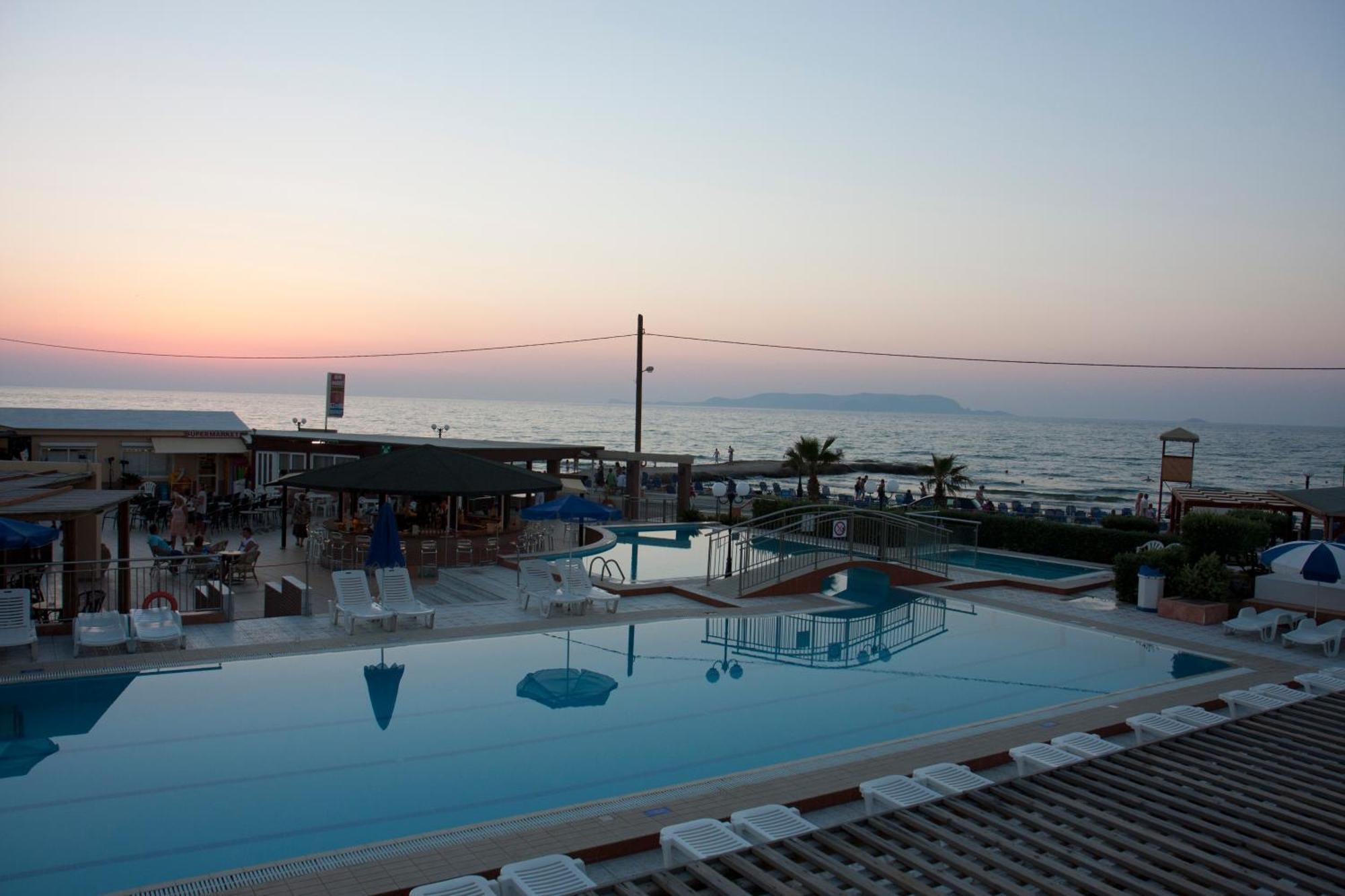 Astir Beach Hotel Gouves Eksteriør billede